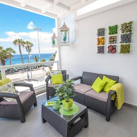 Appartement Casa Oceano On The Front Line With Amazing Sea Views à Puerto del Carmen  Extérieur photo