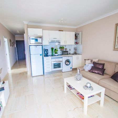 Appartement Casa Oceano On The Front Line With Amazing Sea Views à Puerto del Carmen  Extérieur photo